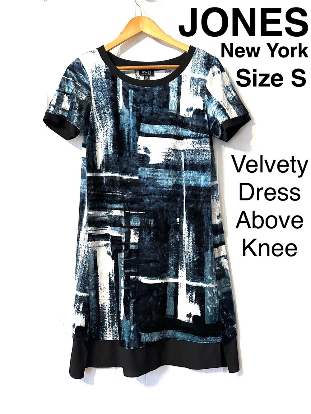 5/$15💥 Jones New York Abstract Print Short Sleeve Velvet Dress Above Knee